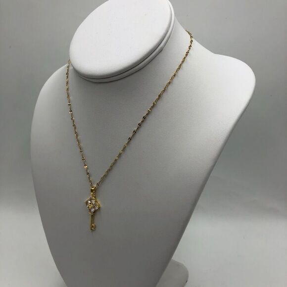 18K Gold Plated Women's Key Pendant Necklace Cubic Zirconia Waterproof Jewelry - Picture 7 of 14